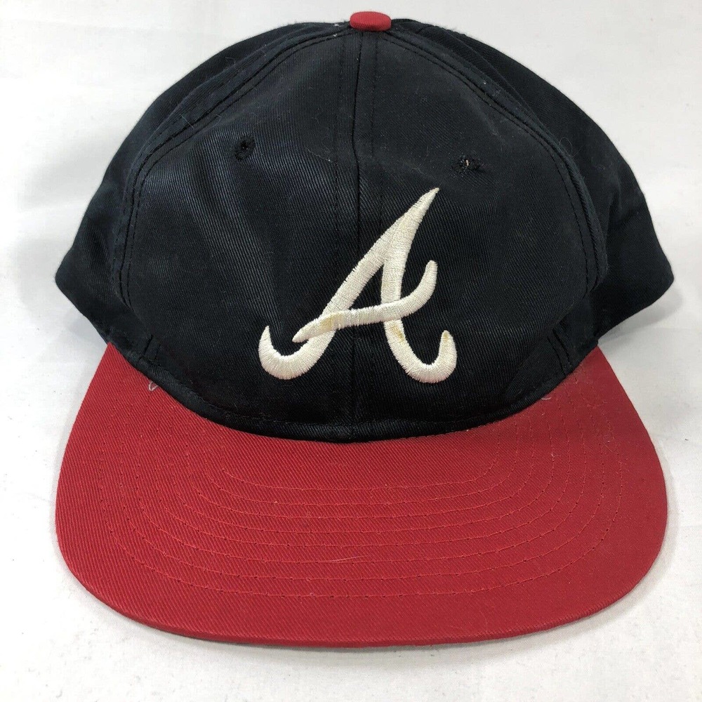 VTG ATLANTA BRAVES HAT UNIVERSAL INDUSTRIES INC CAP SNAPBACK DISCOLORED ONE SIZE
